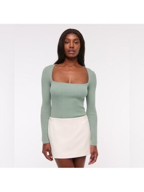 Abercrombie and Fitch Knit Sweater